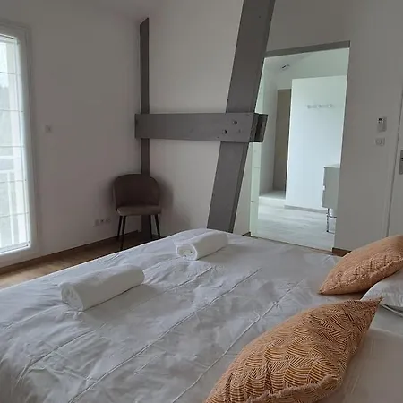La Grande Germaine & Hébergement de vacances Fontaine-sur-Ay